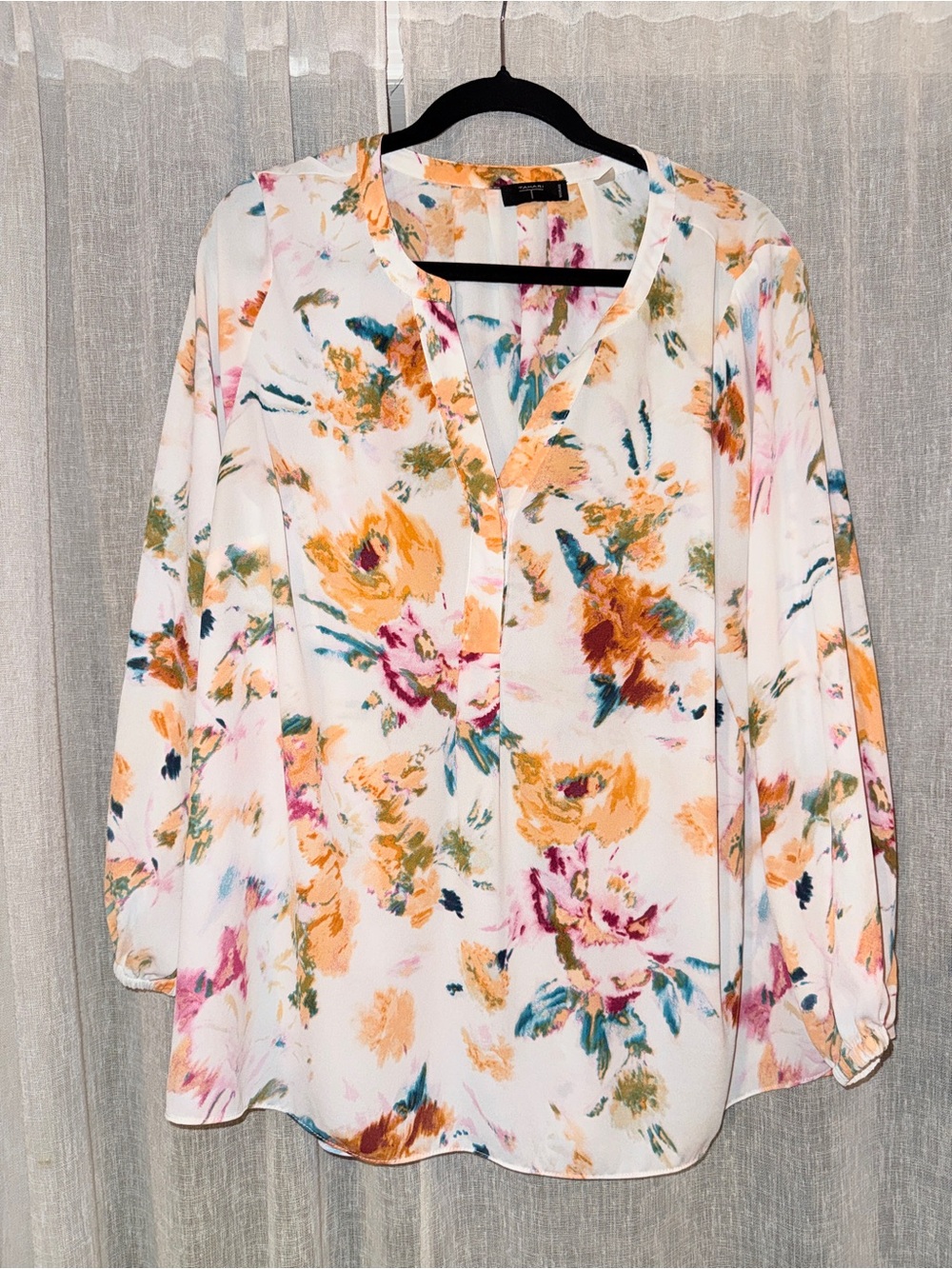 Tahari White Floral Split-Neck Blouse with Yellow and Pink Accents